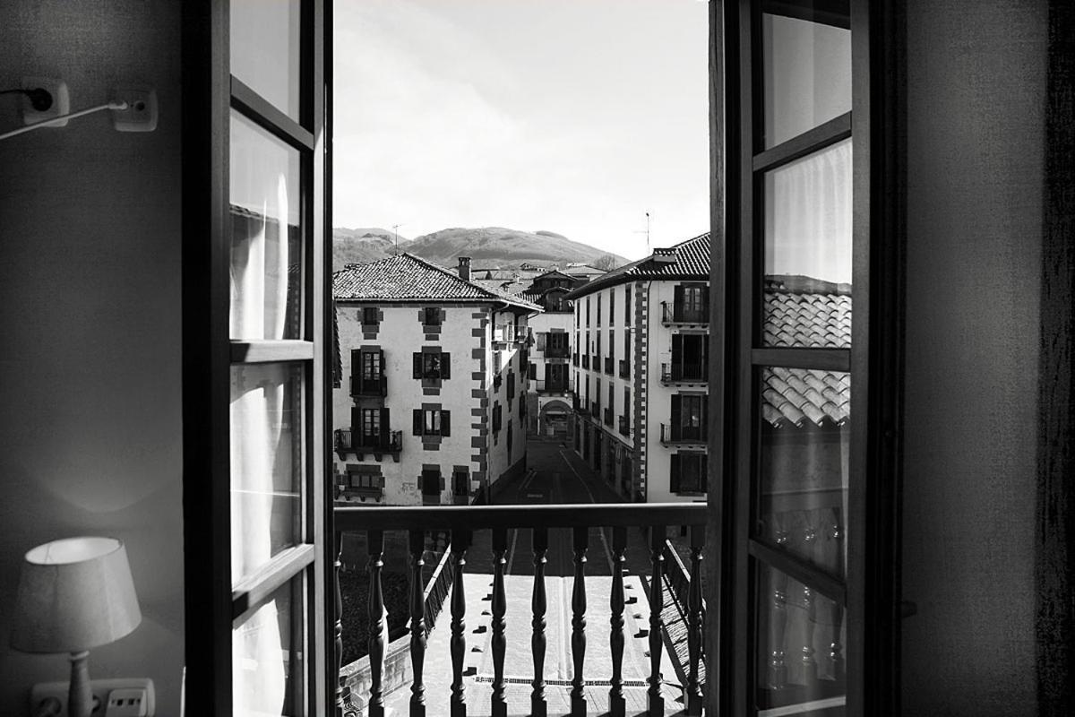 Hostal Antxitonea Elizondo Exterior foto